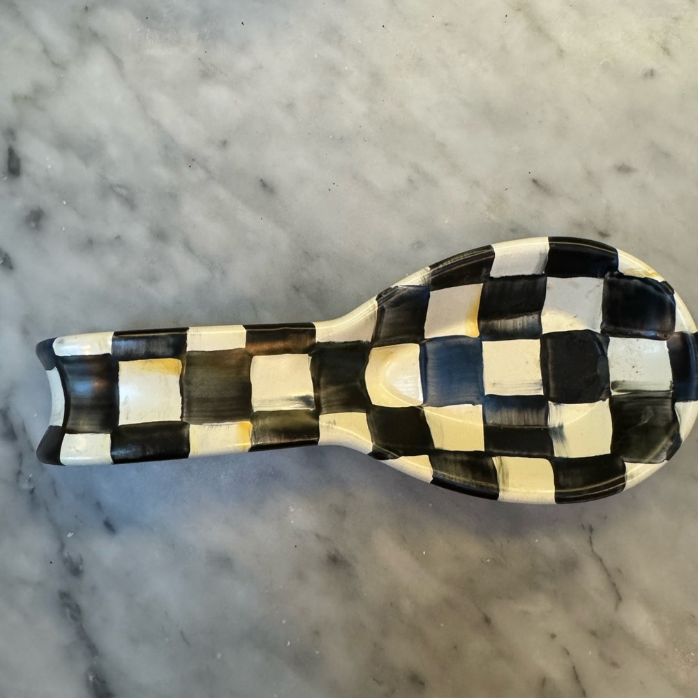 MacKenzie-Childs
Courtly Check Enamel Spoon Rest